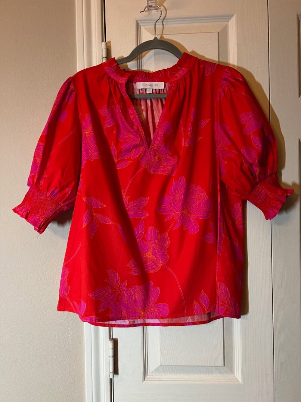 Women's SugarLips Floral Blouse - Red & Pink Puff Sleeve Top - Size Medium